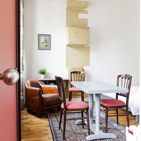 Blanc Et Gris Apartment *